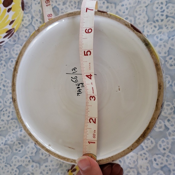 Vintage Sunflower Jars 3 pc Canister Set (Part 1) - Picture 12 of 17